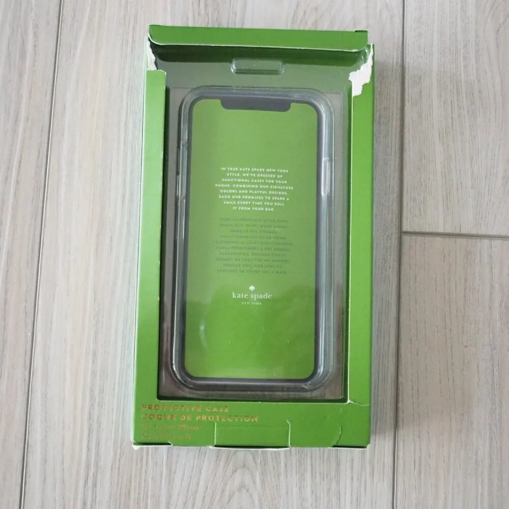 NWT Kate Spade iPhone X & Xs Clear Silver Glitter and clear Protective Case NIB